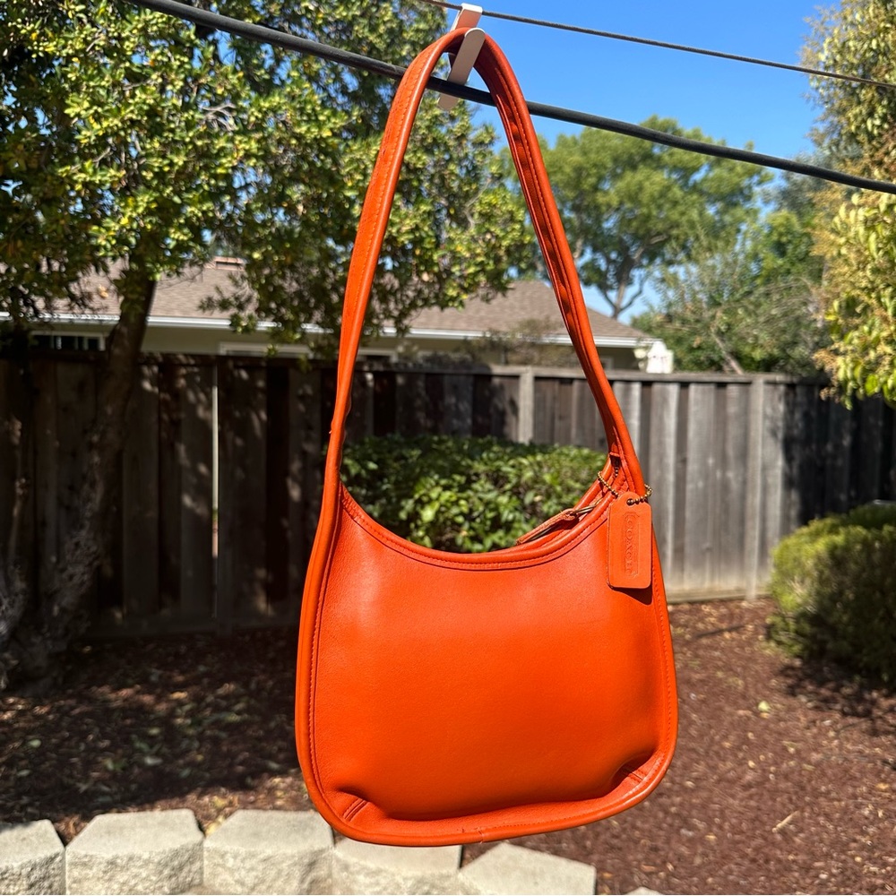 Vintage Coach 9020 Leather Ergo Mini Boho Purse Tangerine